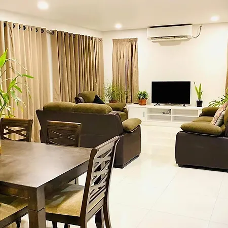 Lovely 4-Bedroom Holiday Home With Free Parking. Lautoka Exterior photo
